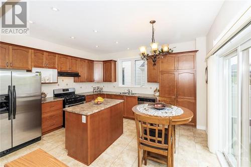 408 Fireweed Trail, Ottawa, ON - Indoor Photo Showing Kitchen With Double Sink