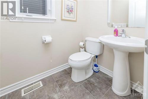 408 Fireweed Trail, Ottawa, ON - Indoor Photo Showing Bathroom