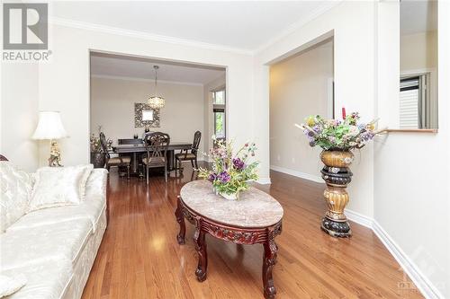 408 Fireweed Trail, Ottawa, ON - Indoor Photo Showing Living Room