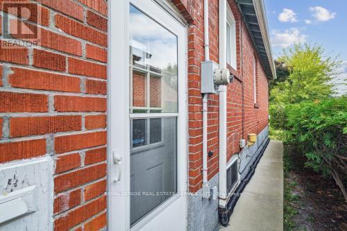 32 Dallyn Crescent, Toronto, ON - Outdoor