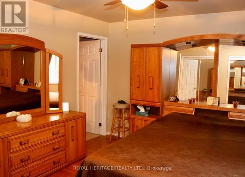 38 Bay Ridge Road, Hastings Highlands, ON - Indoor Photo Showing Other Room