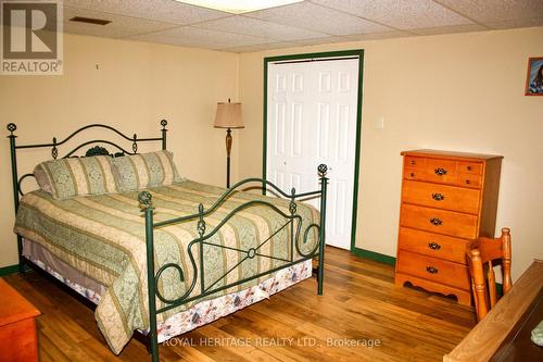 38 Bay Ridge Road, Hastings Highlands, ON - Indoor Photo Showing Bedroom