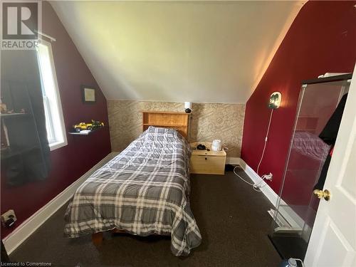 3694 #3 Highway, Haldimand, ON - Indoor Photo Showing Bedroom