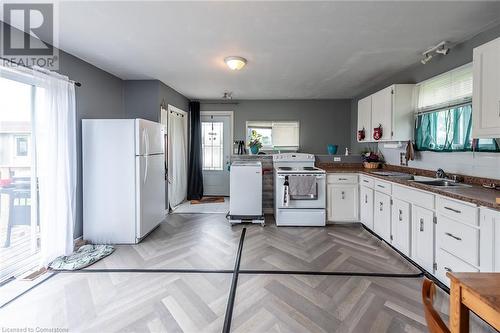 3694 #3 Highway, Haldimand, ON - Indoor Photo Showing Kitchen With Double Sink