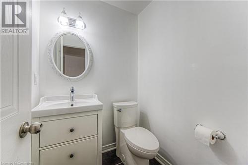 2920 Headon Forest Drive Unit# 3, Burlington, ON - Indoor Photo Showing Bathroom