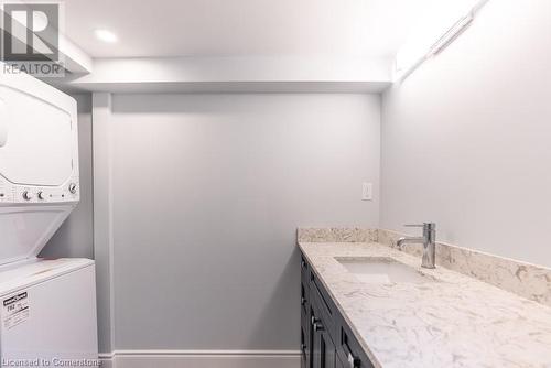 191 East 25Th Street, Hamilton, ON - Indoor Photo Showing Laundry Room