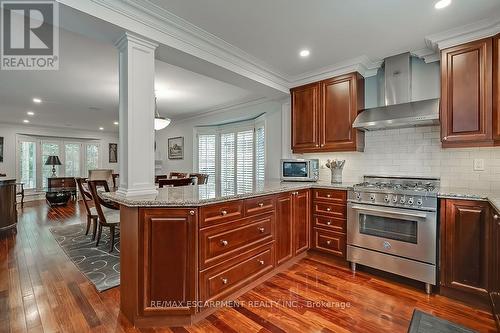 2428 Lakeshore Road, Burlington, ON - Indoor Photo Showing Kitchen With Upgraded Kitchen