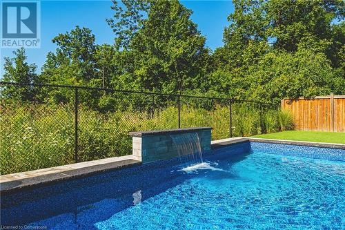 14 Dolphin Place, Hamilton, ON - Outdoor With In Ground Pool With Backyard