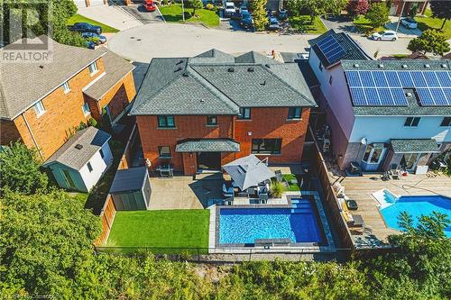 14 Dolphin Place, Hamilton, ON - Outdoor With In Ground Pool