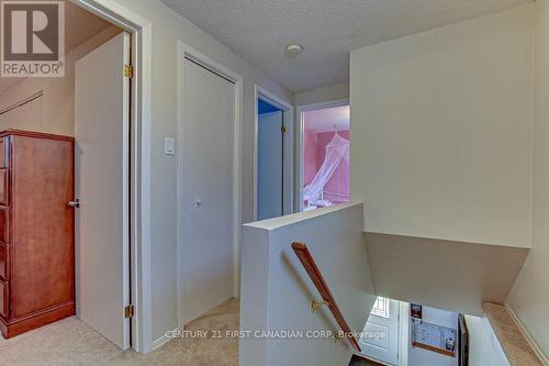 136 Ardsley Crescent, London, ON - Indoor Photo Showing Other Room