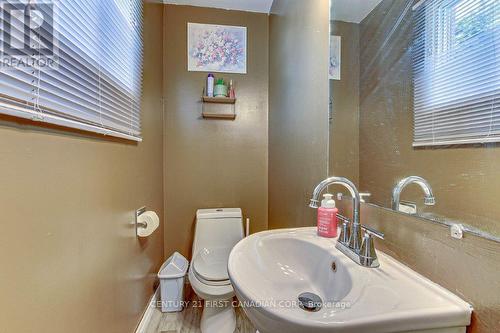 136 Ardsley Crescent, London, ON - Indoor Photo Showing Bathroom