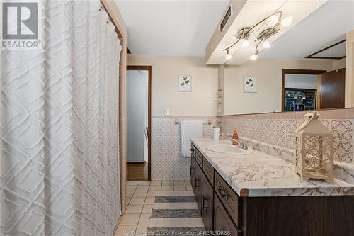 8831 Concession 8, Amherstburg, ON - Indoor Photo Showing Bathroom