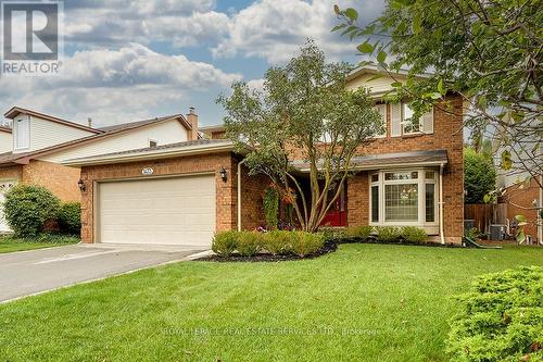 1473 Thistledown Road, Oakville, ON - Outdoor With Facade