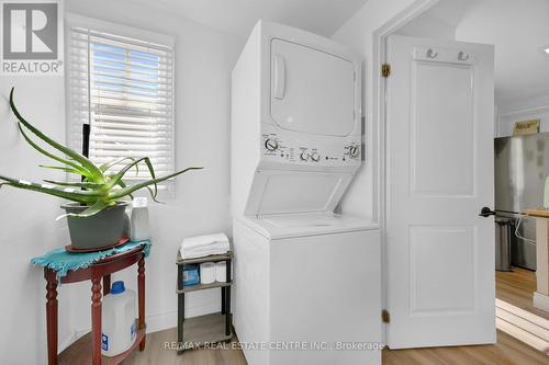 64 Argyle Avenue, Hamilton, ON - Indoor Photo Showing Laundry Room