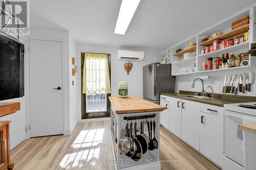 64 Argyle Avenue, Hamilton, ON - Indoor Photo Showing Kitchen With Double Sink