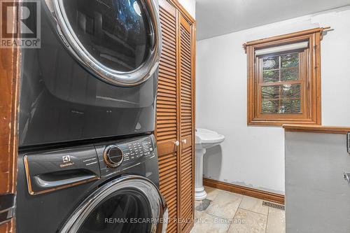 9419 2 Concession, West Lincoln, ON - Indoor Photo Showing Laundry Room