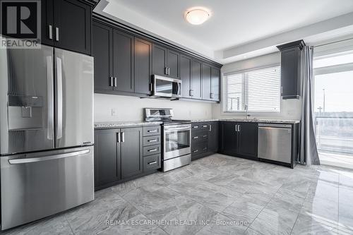 202 - 30 Times Square Boulevard, Hamilton, ON - Indoor Photo Showing Kitchen With Stainless Steel Kitchen