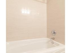 Ensuite bathroom - 