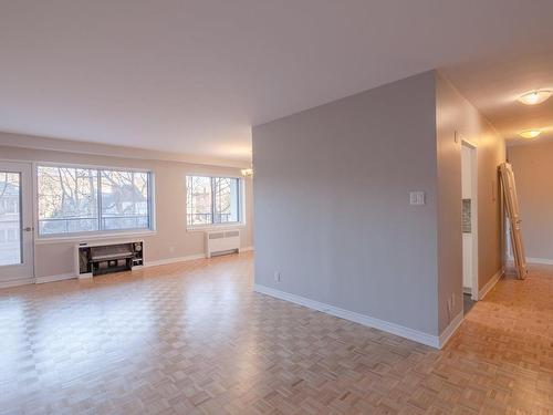 Living room - 603-4555 Av. Bonavista, Montréal (Côte-Des-Neiges/Notre-Dame-De-Grâce), QC - Indoor