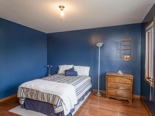 199 Valley Street, Thunder Bay, ON - Indoor Photo Showing Bedroom