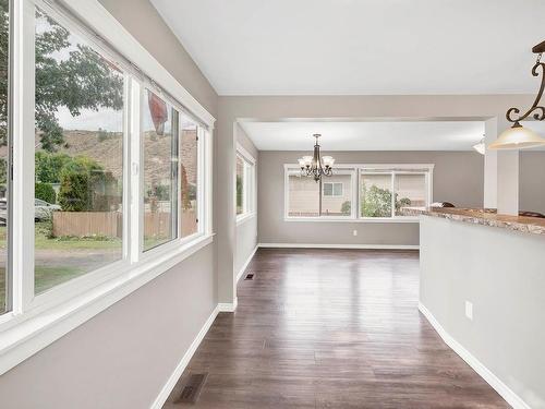 1316 Bostock Cres, Kamloops, BC - Indoor Photo Showing Other Room