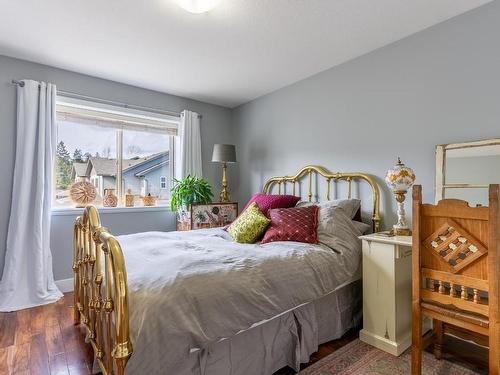 57-2046 Robson Place, Kamloops, BC - Indoor Photo Showing Bedroom