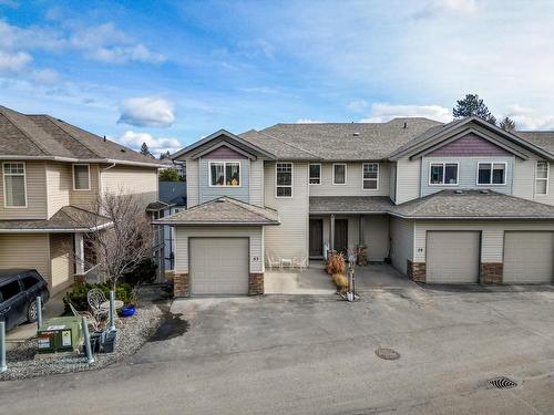 57-2046 Robson Place, Kamloops, BC - Outdoor With Facade