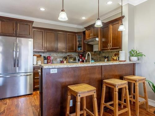 57-2046 Robson Place, Kamloops, BC - Indoor Photo Showing Kitchen