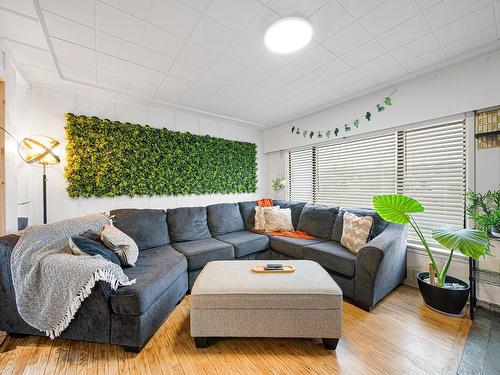 269 Birch Ave, Kamloops, BC - Indoor Photo Showing Living Room