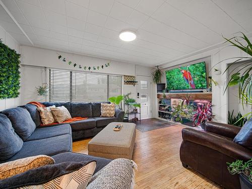 269 Birch Ave, Kamloops, BC - Indoor Photo Showing Living Room