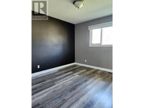 1102 34 Avenue, Vernon, BC - Indoor Photo Showing Other Room