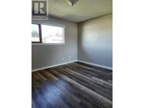 1102 34 Avenue, Vernon, BC - Indoor Photo Showing Other Room