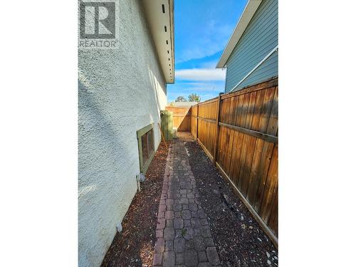 1102 34 Avenue, Vernon, BC - 