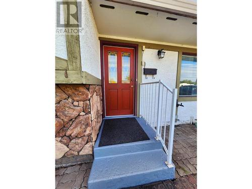 1102 34 Avenue, Vernon, BC - Outdoor