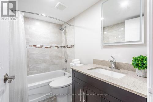 508 - 25 Fairview Road W, Mississauga, ON - Indoor Photo Showing Bathroom