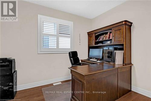 134 Pondcliffe Drive, Kitchener, ON - Indoor Photo Showing Office