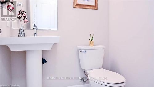 134 Pondcliffe Drive, Kitchener, ON -  Photo Showing Bathroom