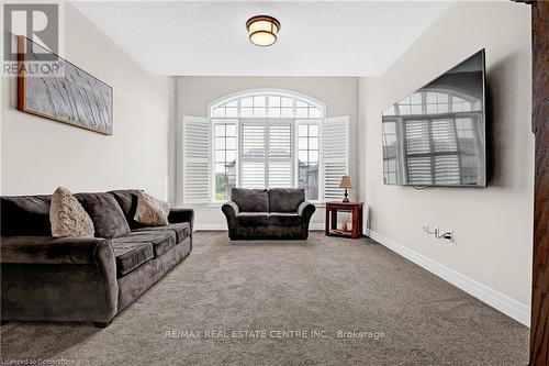 134 Pondcliffe Drive, Kitchener, ON - Indoor Photo Showing Other Room