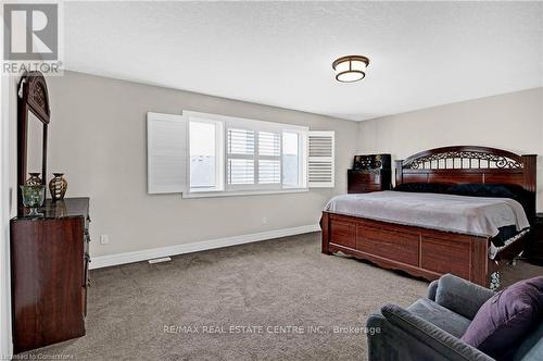 134 Pondcliffe Drive, Kitchener, ON - Indoor Photo Showing Bedroom