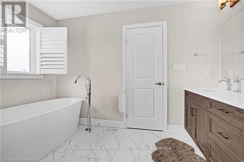 134 Pondcliffe Drive, Kitchener, ON - Indoor Photo Showing Bathroom