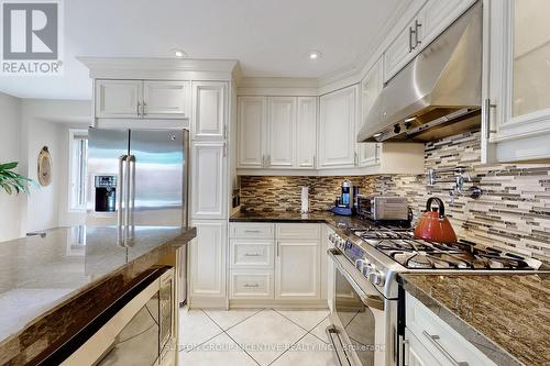 166 Rory Road, Toronto, ON - Indoor Photo Showing Kitchen With Stainless Steel Kitchen With Upgraded Kitchen