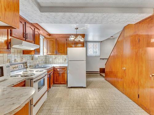 Basement - 4589  - 4591 Av. De Hampton, Montréal (Côte-Des-Neiges/Notre-Dame-De-Grâce), QC - Indoor Photo Showing Kitchen With Double Sink