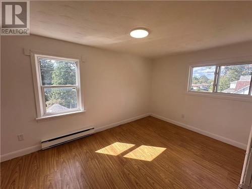 UPPER UNIT BED 2 - 731 Gloucester Street N, Cornwall, ON - Indoor Photo Showing Other Room