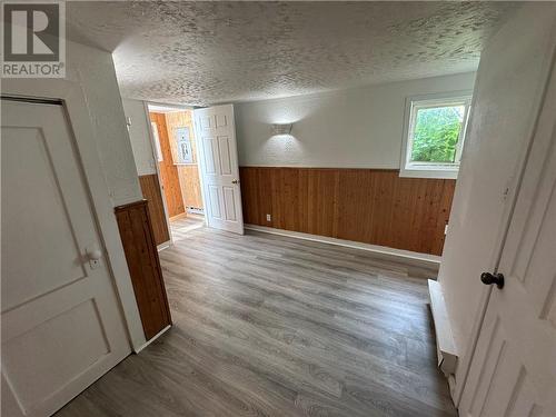 LOWER UNIT LIVING ROOM AND ENTRANCE - 731 Gloucester Street N, Cornwall, ON - Indoor Photo Showing Other Room