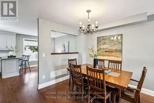 61 Aspen Park Way, Whitby (Downtown Whitby), ON - Indoor Photo Showing Dining Room