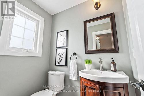 61 Aspen Park Way, Whitby (Downtown Whitby), ON - Indoor Photo Showing Bathroom