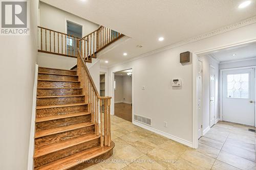 311 Buckingham Road, Newmarket, ON - Indoor Photo Showing Other Room