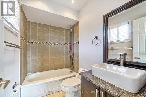 311 Buckingham Road, Newmarket, ON - Indoor Photo Showing Bathroom