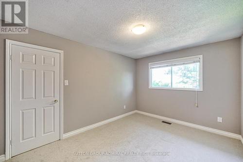 311 Buckingham Road, Newmarket, ON - Indoor Photo Showing Other Room