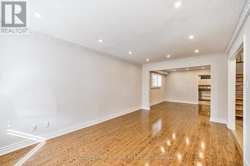 311 Buckingham Road, Newmarket, ON - Indoor Photo Showing Other Room